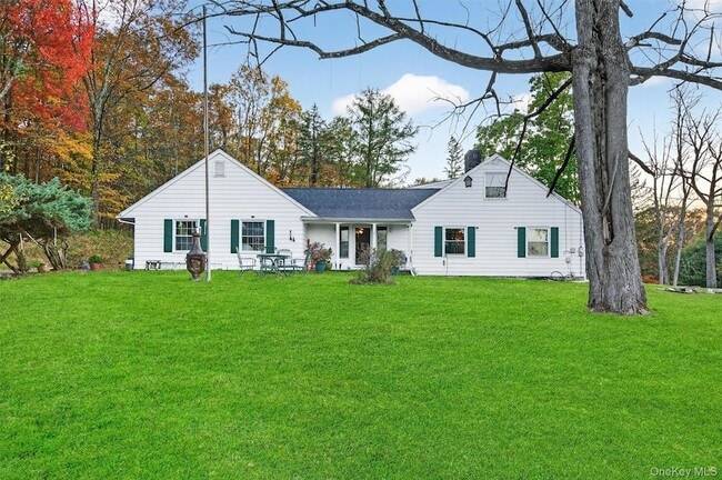 108 Circle Dr in Monroe, NY - Building Photo - Building Photo