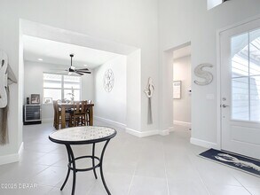 205 Cheeseburger Dr in Daytona Beach, FL - Building Photo - Building Photo