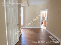 933 S Paxon St photo'
