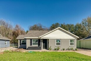 636 Schieme St in River Oaks, TX - Building Photo