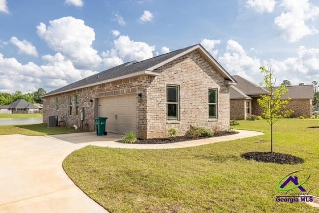 112 Gwendolyn Ave in Perry, GA - Building Photo - Building Photo