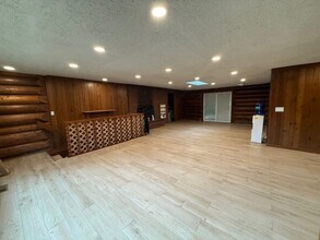 30365 NE Trails End Ln in Newberg, OR - Building Photo - Building Photo