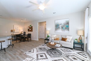 Landmark at Auburn Lakes