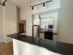 338 Grove St in Jersey City, NJ - Building Photo - Building Photo