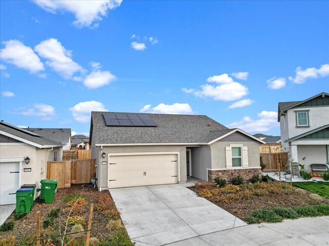 10400 Skynyrd Wy in Stockton, CA - Foto de edificio - Building Photo