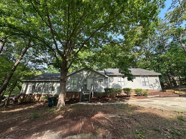 property at 4901 Wallingford Dr