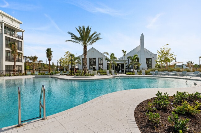 Lunara in Nokomis, FL - Building Photo - Building Photo