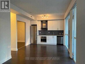 352-1352 Front St W in Toronto, ON - Building Photo - Building Photo