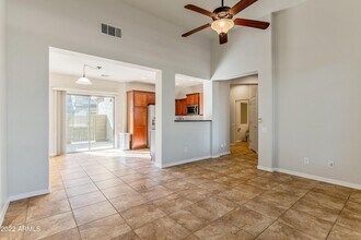 3983 E Cat Balue Dr in Phoenix, AZ - Building Photo - Building Photo