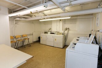 653 W Belmont Ave, Unit 5C in Chicago, IL - Building Photo - Building Photo