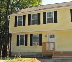 115 High Rock Rd in Weare, NH - Building Photo - Building Photo