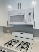3318 S Canfield Ave in Los Angeles, CA - Building Photo - Building Photo