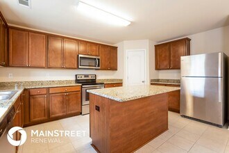 2507 Queen Bee Dr in Columbia, TN - Building Photo - Building Photo
