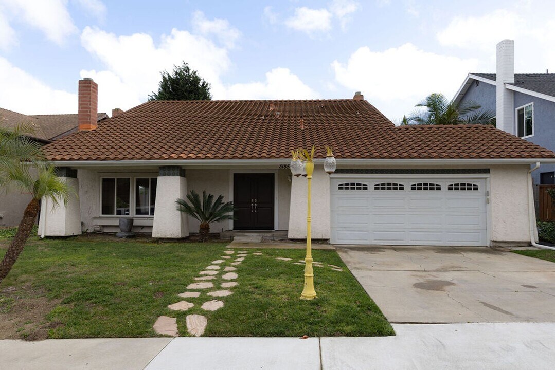 3185 Brougham Ct in Oceanside, CA - Building Photo