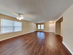 6907 Oleander Grove Way in Houston, TX - Building Photo - Building Photo