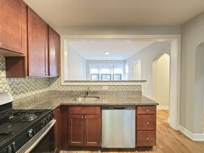 4410 N Wolcott Ave, Unit J00W in Chicago, IL - Building Photo - Building Photo