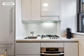 230 Riverside Dr in New York, NY - Building Photo - Building Photo