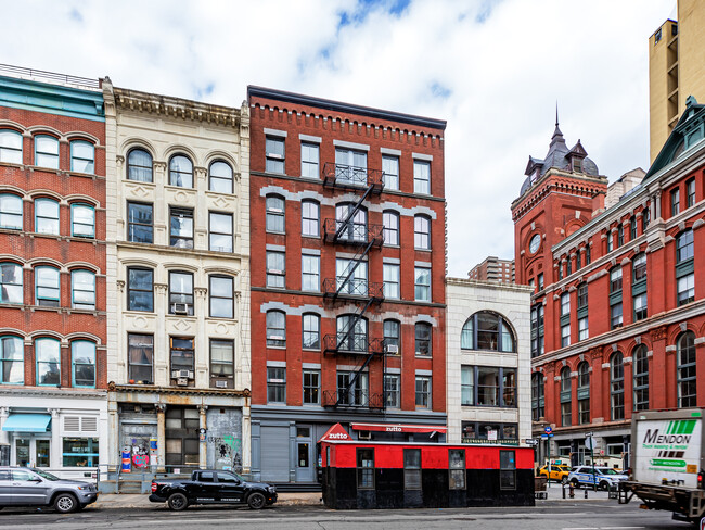 77-79 Hudson St in New York, NY - Foto de edificio - Building Photo