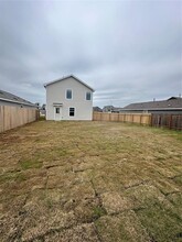 2426 Fullmoon Dr in Lockhart, TX - Building Photo - Building Photo