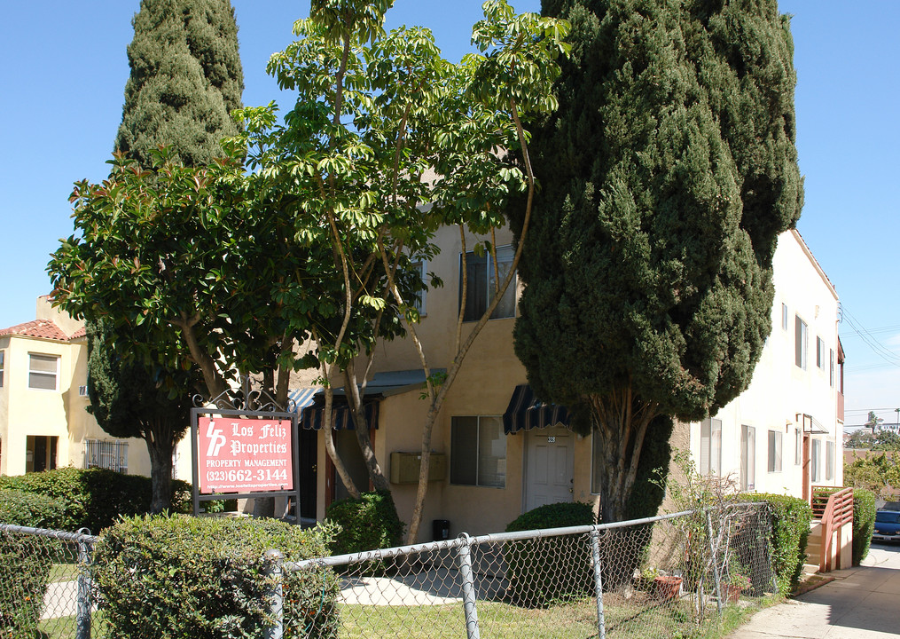 328 N Alexandria Ave in Los Angeles, CA - Foto de edificio