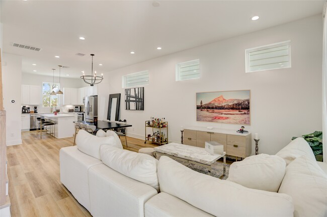 property at 2013 Cochran St