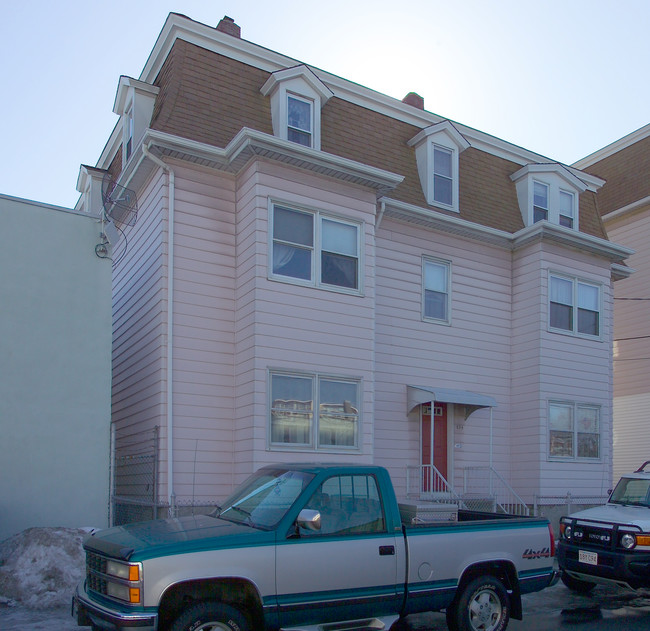 424-436 3rd St in Fall River, MA - Building Photo - Building Photo