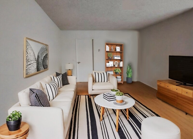 123 S Catalina St in Los Angeles, CA - Building Photo