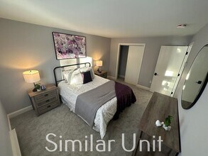 25 Karolina Dr-Unit -306 in Dover, NH - Building Photo - Building Photo