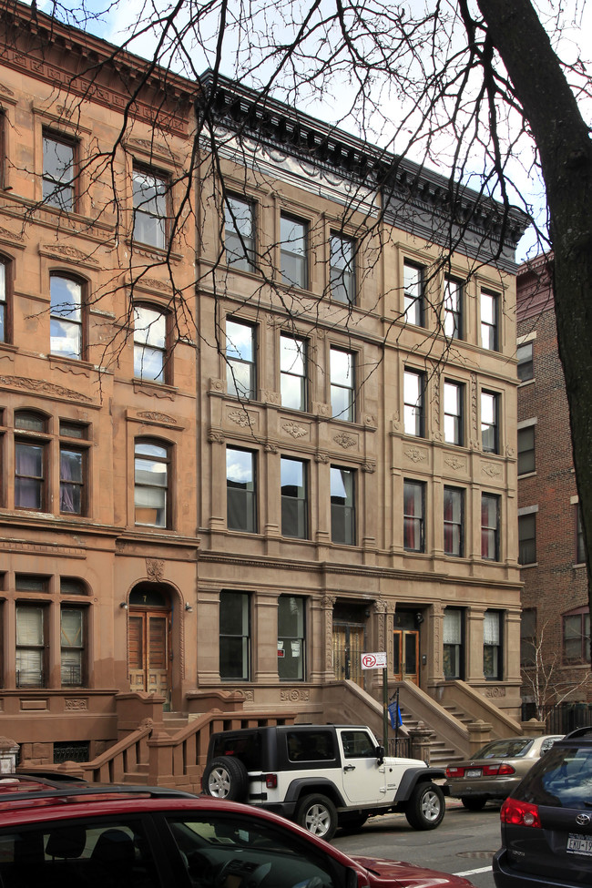 5 W 120th St in New York, NY - Building Photo - Building Photo