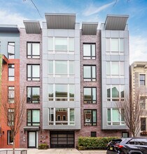 The Broadmoor in Hoboken, NJ - Building Photo - Building Photo