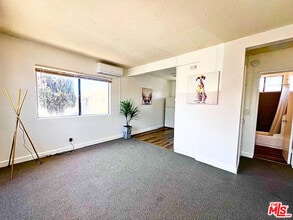 1225 Normandie Ave in Los Angeles, CA - Building Photo - Building Photo