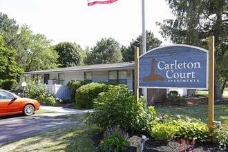 Carleton Court Apartments in Erie, PA - Foto de edificio - Building Photo