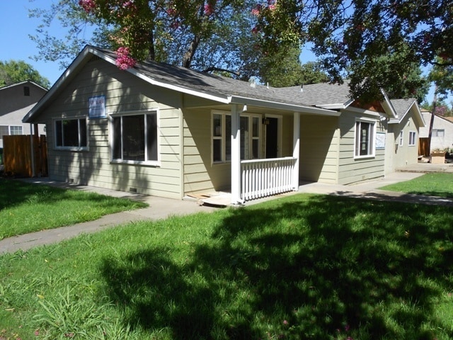 832 Orient St in Chico, CA - Building Photo - Building Photo