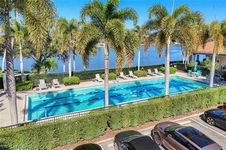 3387 Cayman Ln in Naples, FL - Building Photo - Building Photo