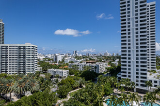 1401 Bay Rd in Miami Beach, FL - Building Photo - Building Photo