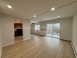 834 College Blvd in Addison, IL - Building Photo - Building Photo