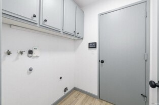 200 St Olaf Way in Vallejo, CA - Building Photo