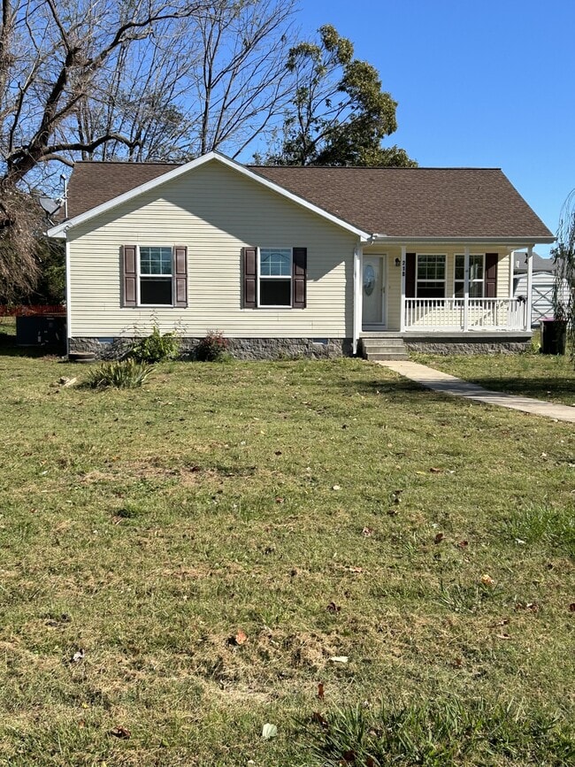 property at 218 Magnolia St