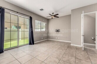 1367 S Country Club Dr in Mesa, AZ - Building Photo - Building Photo