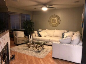 1800 The Greens Way in Jacksonville Beach, FL - Building Photo - Building Photo