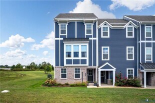 7400 Hancock Towns Ct in Chesterfield, VA - Building Photo