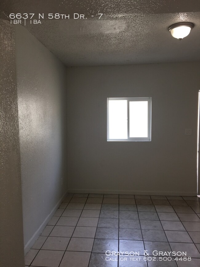 6637 N 58th Dr-Unit -7 in Glendale, AZ - Building Photo - Building Photo