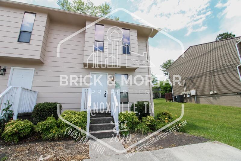 2105 Belle Terra Rd in Knoxville, TN - Building Photo