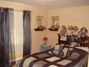 E8630 595th Ave, Unit Elk Mound Apt in Elk Mound, WI - Foto de edificio - Building Photo