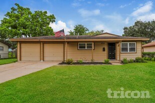 5234 Jorns St in Houston, TX - Building Photo