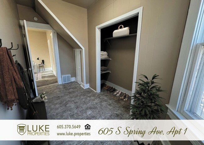 property at 605 S Spring Ave
