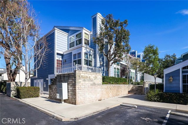 property at 884 Halyard