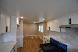 3621 Miramar Way in Oxnard, CA - Building Photo - Building Photo