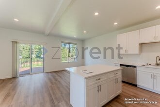 3811 E 12th Ave in Spokane, WA - Building Photo - Building Photo