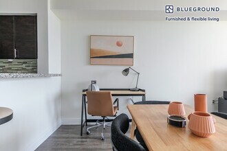 987 SW 37th Ave in Miami, FL - Building Photo - Building Photo